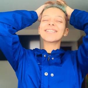 Meet your Posher, Marisa